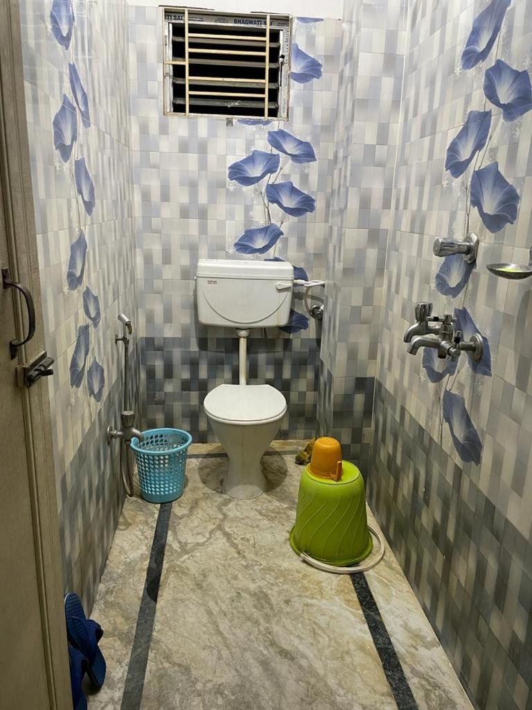 Veda Home'S Agartala Esterno foto