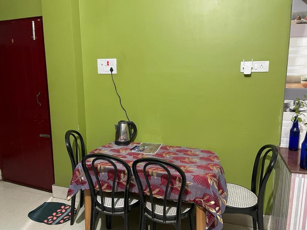Veda Home'S Agartala Esterno foto